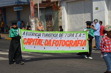 Foto - Tupã;* 85 anos;* desfile Avenida Tamoios - PARTE 2