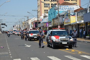 Foto - Tupã;* 85 anos;* desfile Avenida Tamoios - PARTE 3