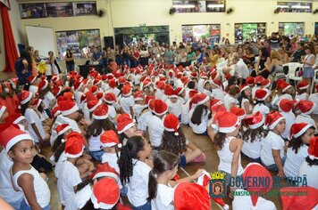 Foto - Apresentação EMEIEF Nossa Senhora de Fátima