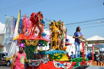 Foto - Tupã;* 85 anos;* desfile Avenida Tamoios - PARTE 3