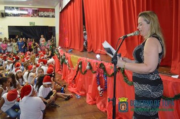 Foto - Apresentação EMEIEF Nossa Senhora de Fátima