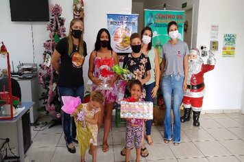 Foto - Entrega de brinquedos CRAS Sul e Leste - Força do Bem