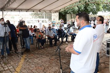 Foto - Aplicação 1ª dose da vacina contra a covid-19