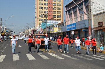 Foto - Tupã;* 85 anos;* desfile Avenida Tamoios - PARTE 2