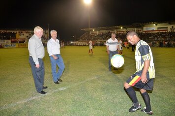 Foto - Jogo beneficente entre amigos do Tupãzinho e Marcelinho "Carioca"