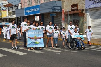 Foto - Tupã;* 85 anos;* desfile Avenida Tamoios - PARTE 1