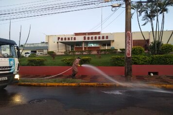 Foto - Higienização de espaços públicos - Parceria com a SABESP