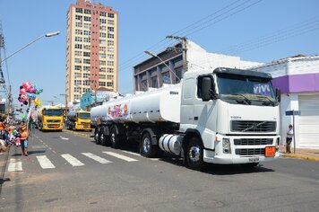 Foto - Tupã;* 85 anos;* desfile Avenida Tamoios - PARTE 3