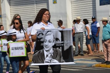 Foto - Tupã;* 85 anos;* desfile Avenida Tamoios - PARTE 1