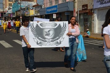 Foto - Tupã;* 85 anos;* desfile Avenida Tamoios - PARTE 2