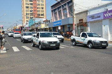 Foto - Tupã;* 85 anos;* desfile Avenida Tamoios - PARTE 3