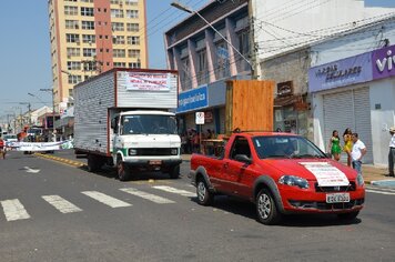 Foto - Tupã;* 85 anos;* desfile Avenida Tamoios - PARTE 3