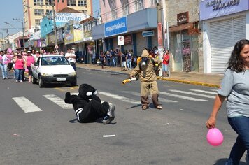 Foto - Tupã;* 85 anos;* desfile Avenida Tamoios - PARTE 2