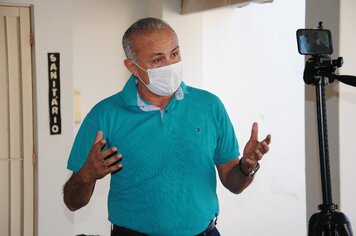 Foto - Entrega Uniformes e Tablets Secretaria de Saúde