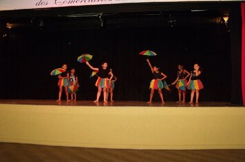 Foto - 4ª Rodada Cultural e apresentação da dança "Banho de cheiro"