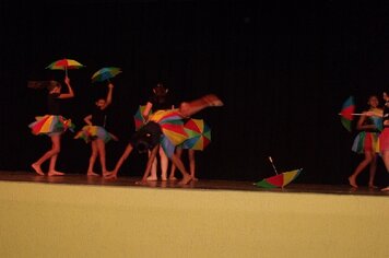 Foto - 4ª Rodada Cultural e apresentação da dança "Banho de cheiro"