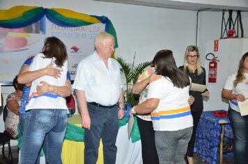 Foto - Cerimônia de formatura do Polo Regional da Beleza de Tupã