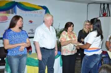 Foto - Cerimônia de formatura do Polo Regional da Beleza de Tupã