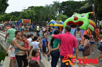 Foto - Natal das Crianças na Praça da Bandeira