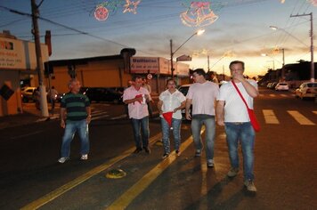 Foto - Papai Noel abre comércio tupãense