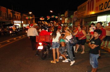 Foto - Papai Noel abre comércio tupãense