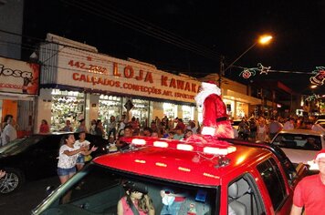 Foto - Papai Noel abre comércio tupãense