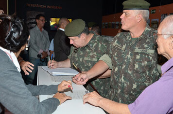 Foto - Tupã recebe visita dos generais;* comandantes militares do Sudeste