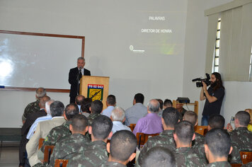 Foto - Tupã recebe visita dos generais;* comandantes militares do Sudeste