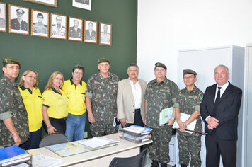 Foto - Tupã recebe visita dos generais;* comandantes militares do Sudeste