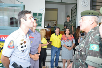 Foto - Tupã recebe visita dos generais;* comandantes militares do Sudeste