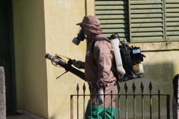 Equipes de Endemias nebulizam mais de 300 casas no Jardim Morumbi