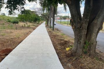 Ciclovia da rua Estados Unidos já recebeu concretagem