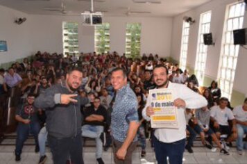 Juventude promove campanha Jovem Eleitor nas escolas do município