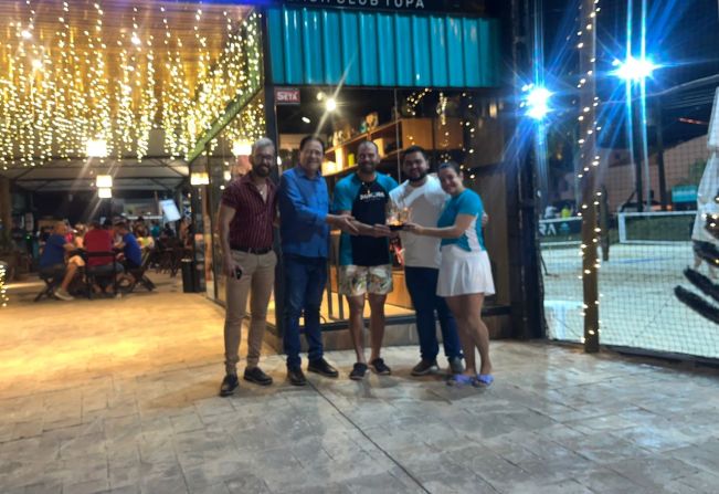 Premiações para as melhores decorações natalinas são entregues