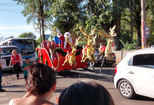 Famílias de Varpa aproveitaram a Festa de Natal das Crianças