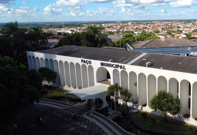 Prefeitura informa o expediente para os dias de jogos do Brasil na Copa