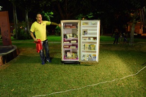 Geloteca recebe doações de livros na praça “Findalinha”