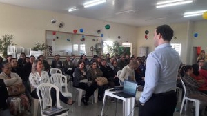 Servidores participam de palestra sobre educação financeira